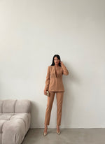 Încărcați imaginea în vizualizatorul Galerie, Costum Sacou+pantaloni si curea #brown