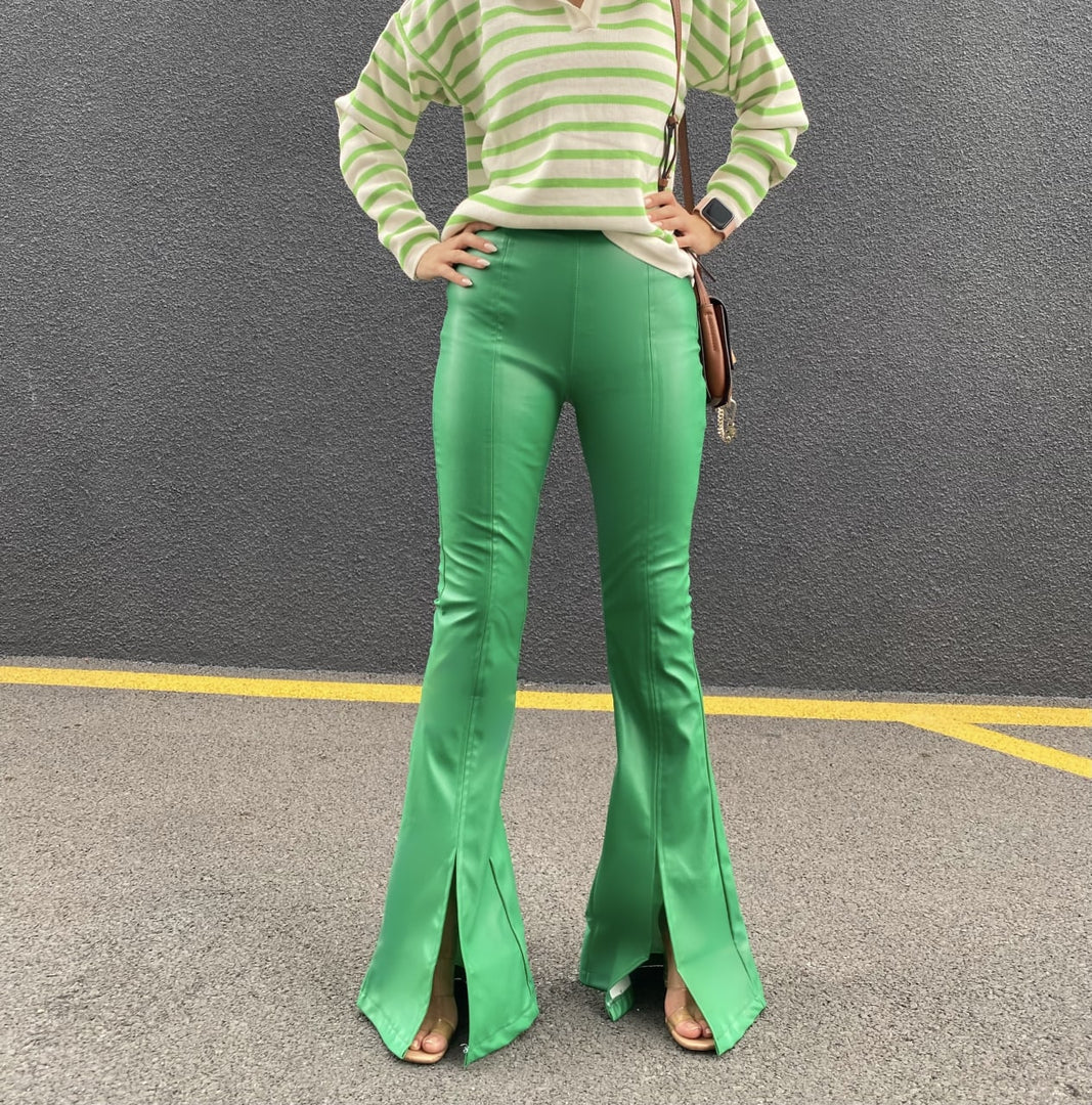 Pantaloni piele eco #green
